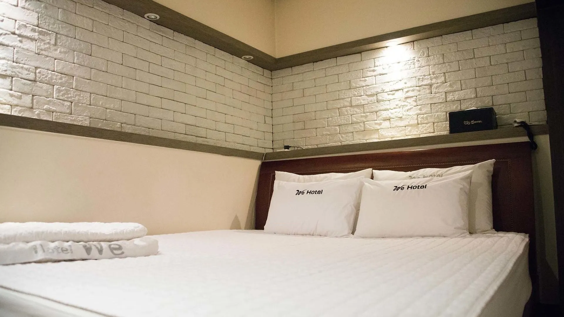 We Motel Busan