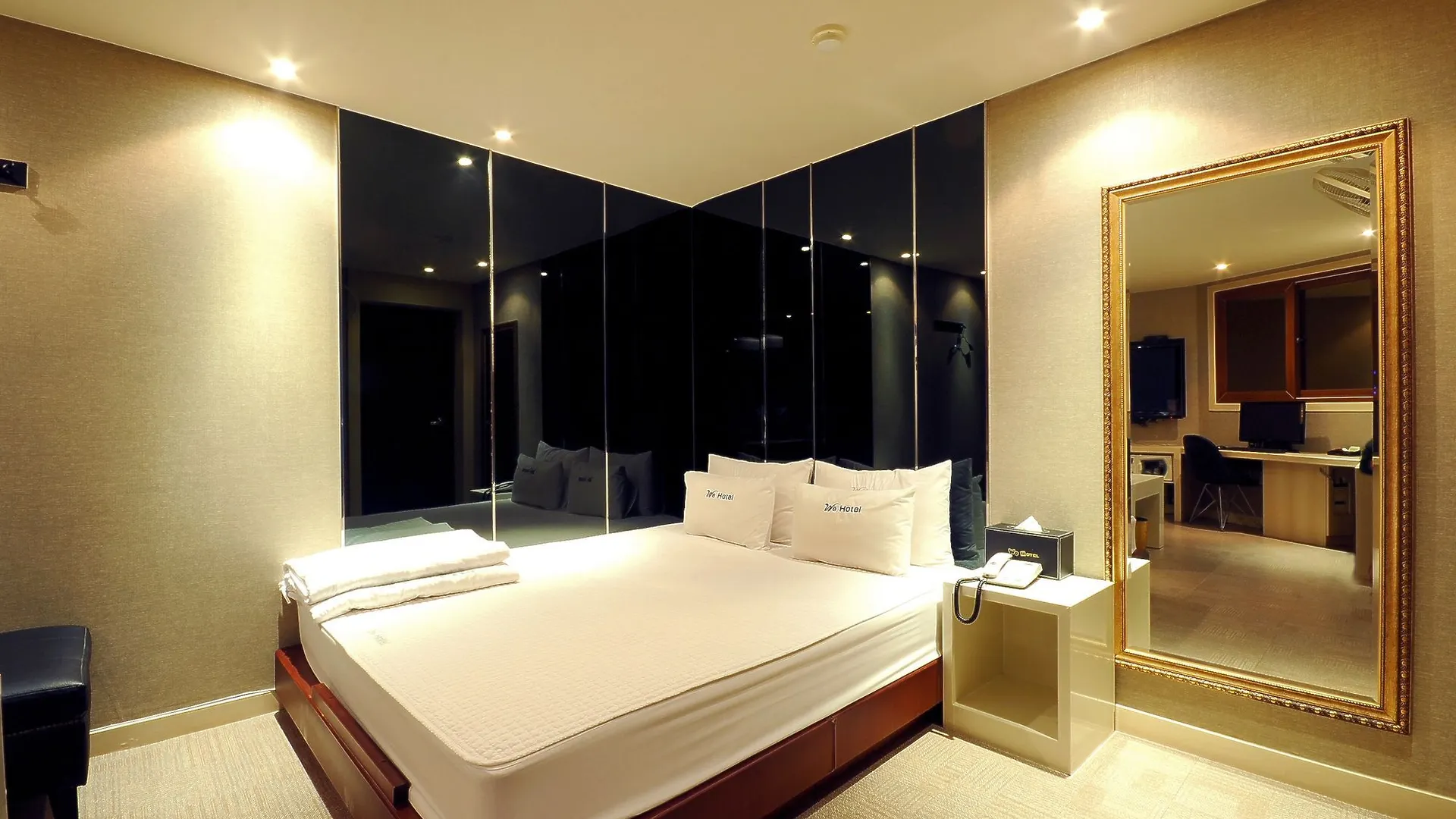 We Motel Busan